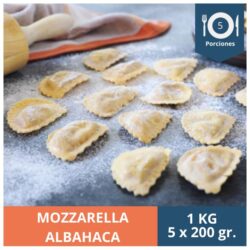 MEDIALUNA MOZZARELLA ALBAHACA KG - PORCIÓN 200G 5UN